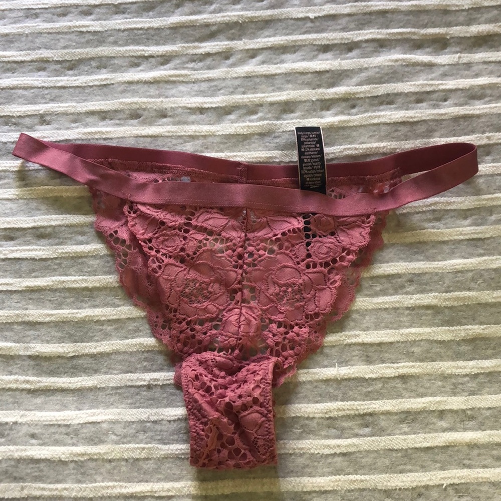 NWT: pink VS underwear